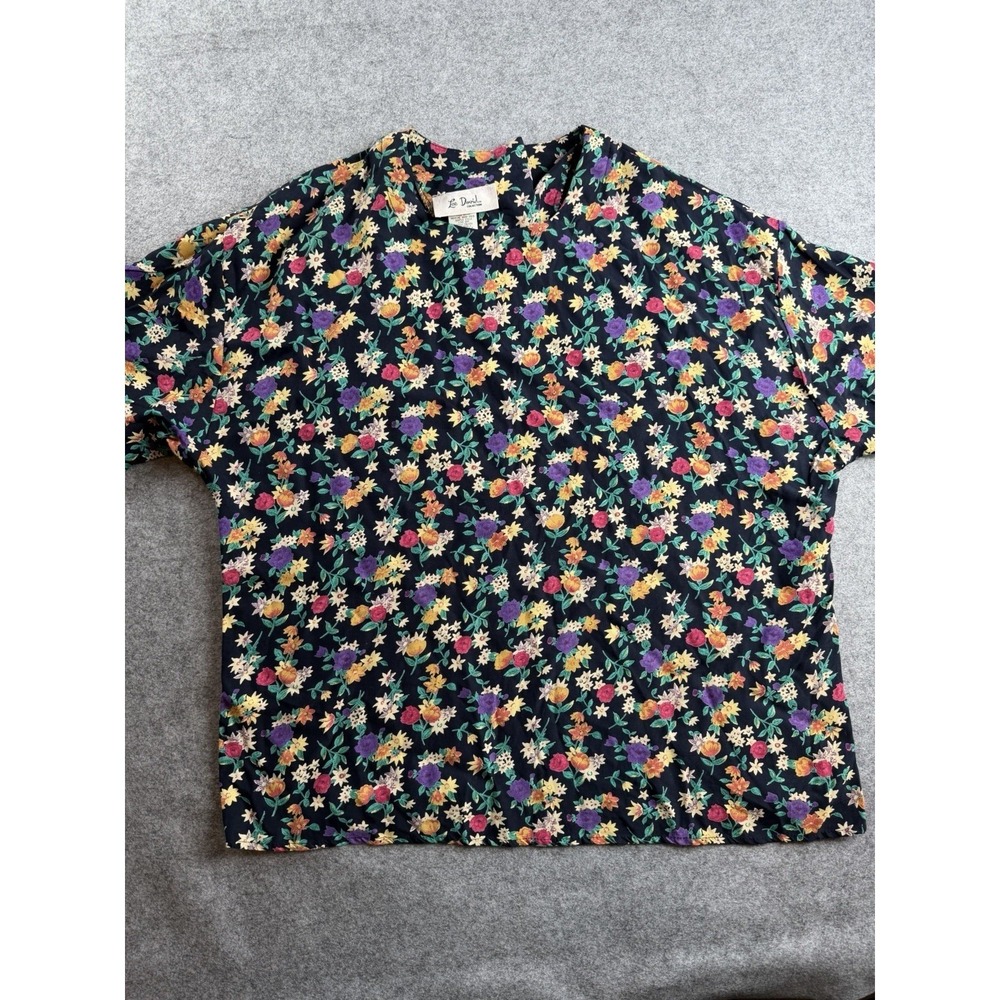 Lee David Collection Womens Blouse M Tossed Floral Print Light Flowy Vintage